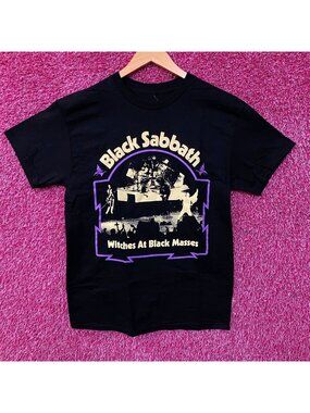 Black Sabbath Witches At Black Masses Heavy Metal Band T-Shirt Medium